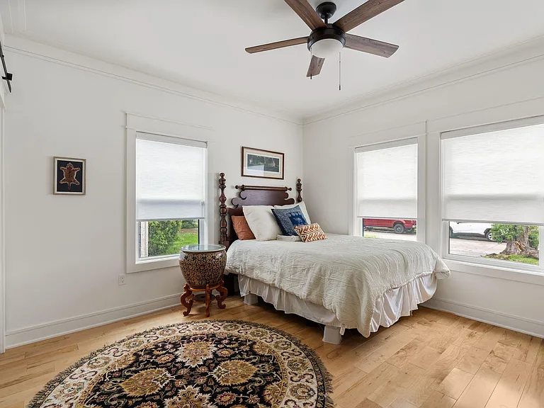 4327 Harby St — Photo 19