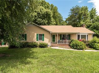 1811 Rivertrace Point, High Point, NC 27265