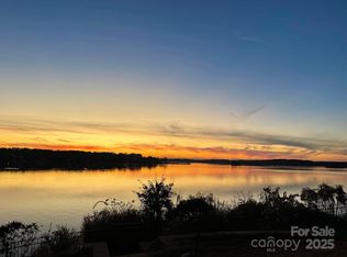 31009 Executive Point, Tega Cay, SC 29708