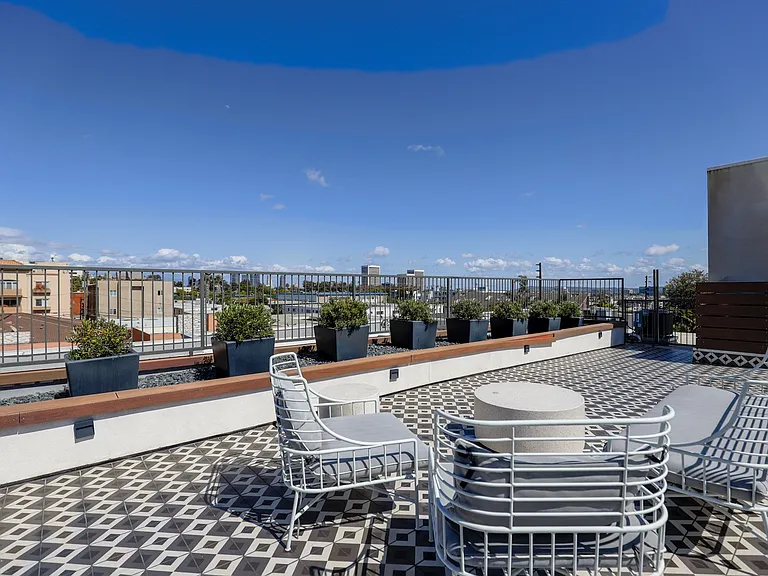 Rooftop Terrace of Barry Diamond by Wiseman