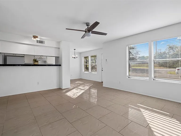 4413 Whispering Valley Dr #D — Photo 15