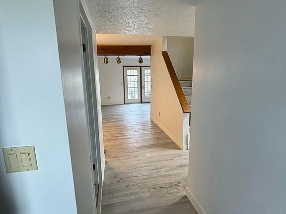 3rd image of 6318 Bannister Dr
