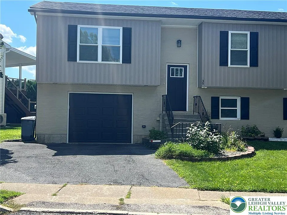 839 Catherine Dr