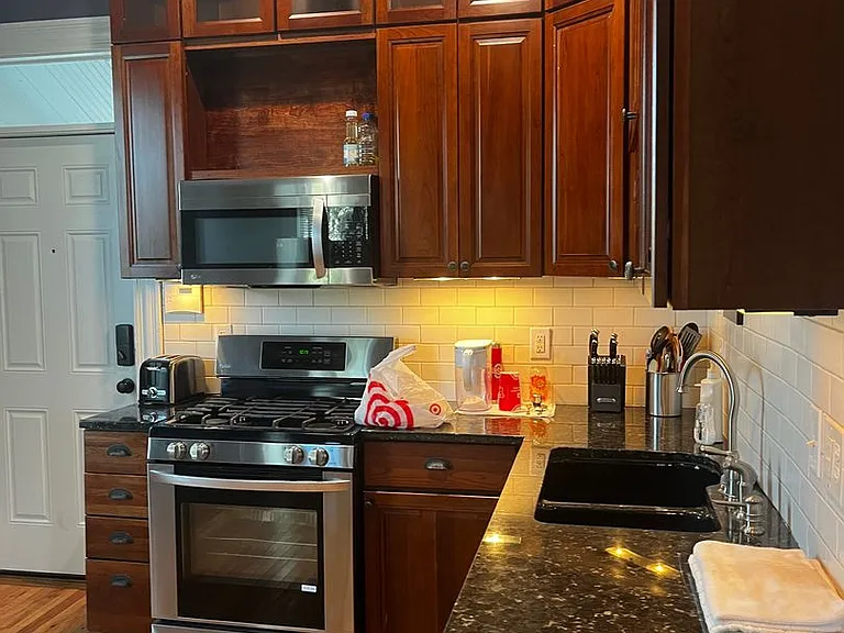 80 King Ave — Photo 12