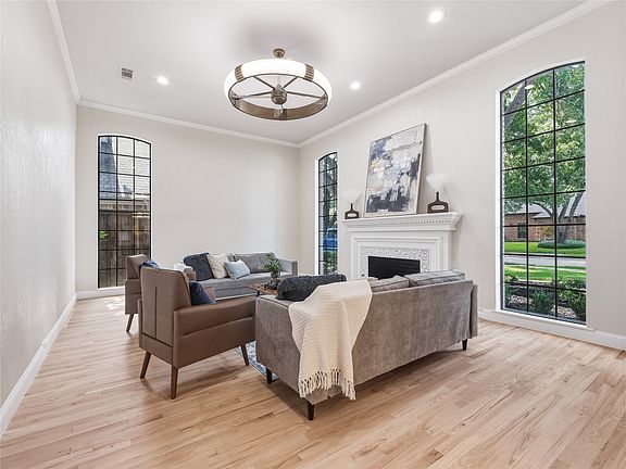 3rd image of 5116 Streamwood Ln