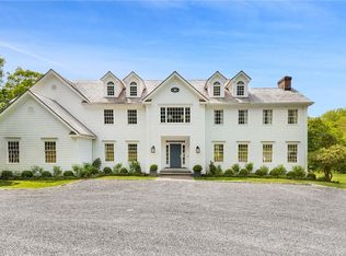 29 Threshing Rock Rd, Pound Ridge, NY 10576