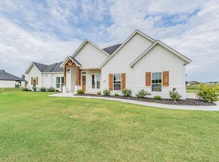 1123 Pioneer Xing, Weatherford, TX 76088