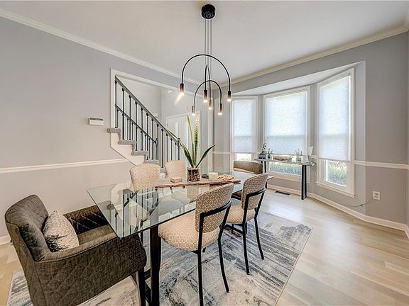 5th image of 13022 Bond St