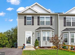 88 Skyview Cir, Hanover, PA 17331