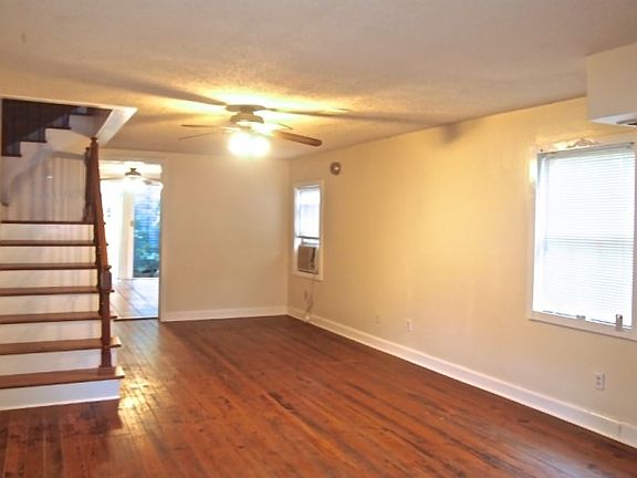 5th image of 3307 Dumaine St #A