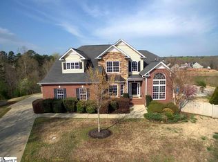 18 Stonoview Ct, Simpsonville, SC 29680