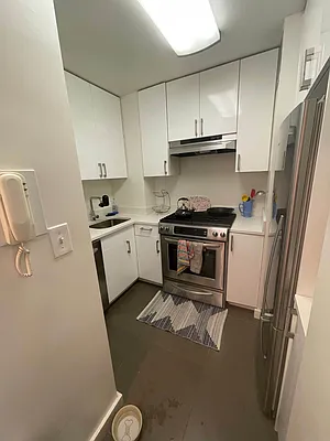 Rented by Olympia House Delaware LP | media 140