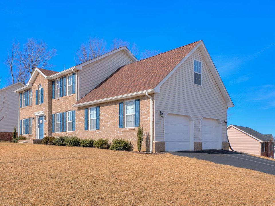 1st image of 1565 Diana Dr