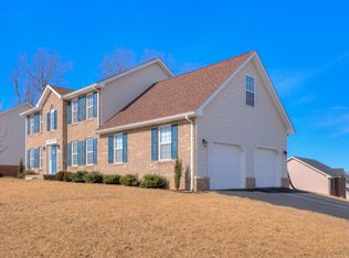 1565 Diana Dr, Christiansburg, VA 24073
