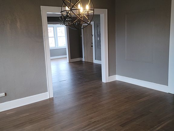 4th image of 75 Tuxedo Pl Floor 2