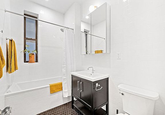 5th image of 813 Saint Nicholas Ave #2A