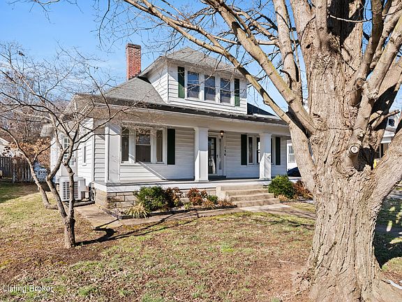 4th image of 136 Riverside Dr