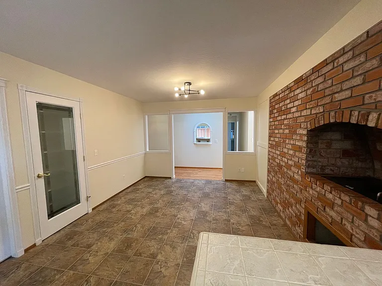 1428 Roselli Dr — Photo 7