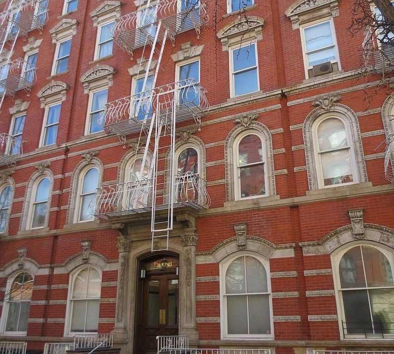 1st image of 26 King St APT 3