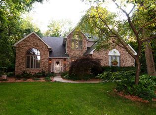 221 Woodland Ct, O Fallon, IL 62269