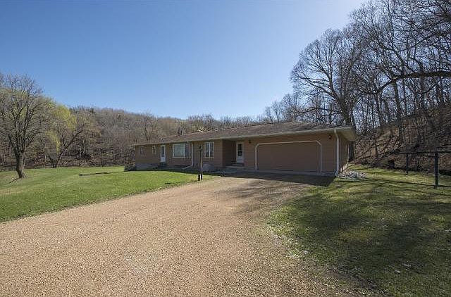 1st image of 21975 Goshen Blvd