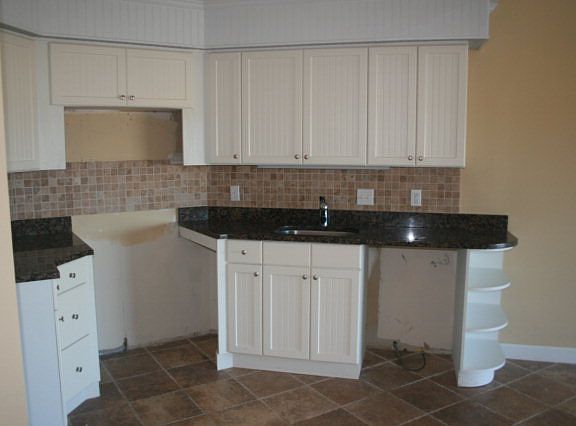 4th image of 322 Moss Oaks Cir