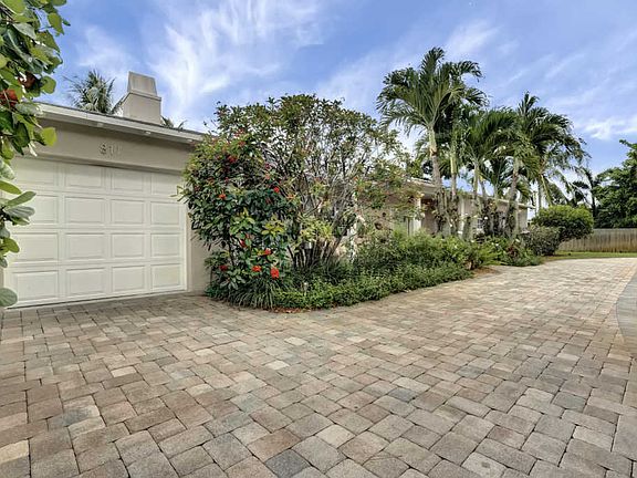 5th image of 811 NW 1st Ave