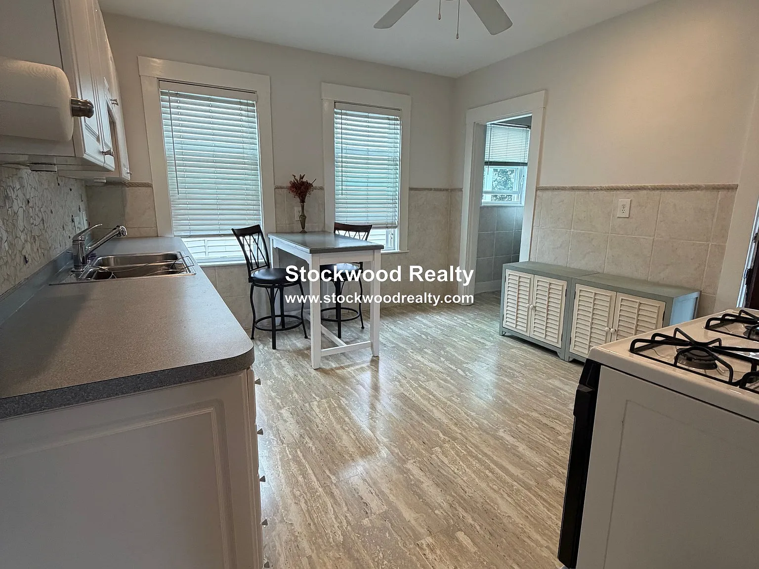 2 bed, $2,500 — Photo 3