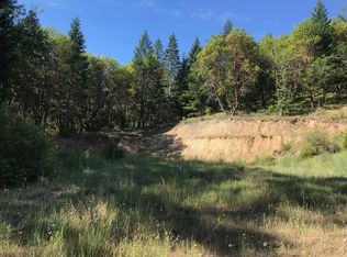 951 Sykes Creek Rd, Rogue River, OR 97537