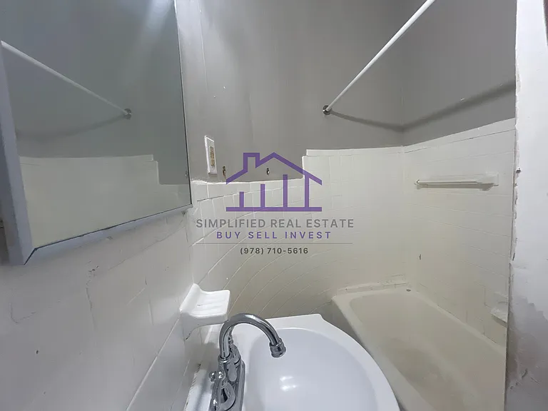260 Park St #1F — Photo 8