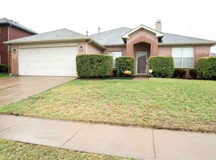 2425 Campfire Creek Dr, Arlington, TX 76018