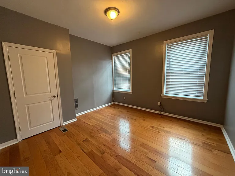 2219 N Bouvier St — Photo 8