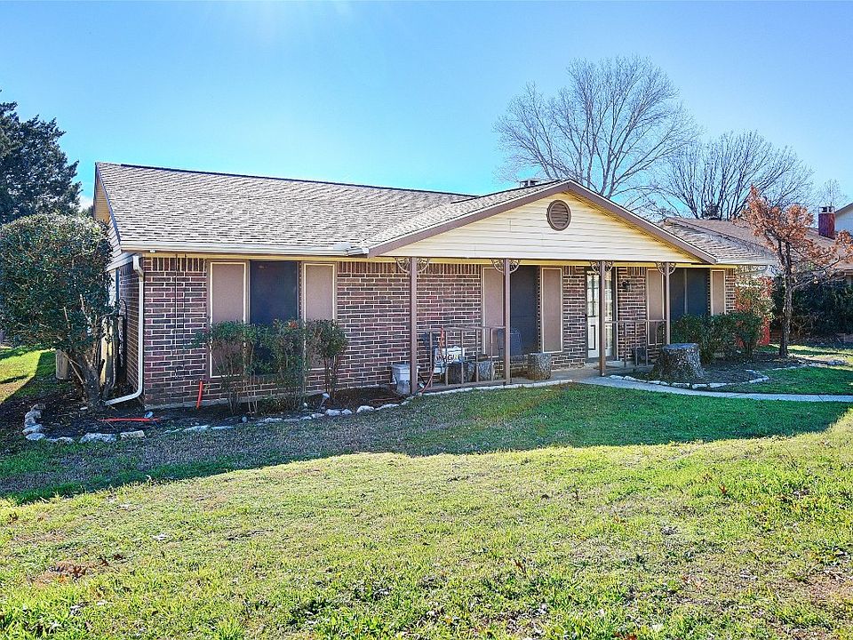 1st image of 766 Mockingbird Dr