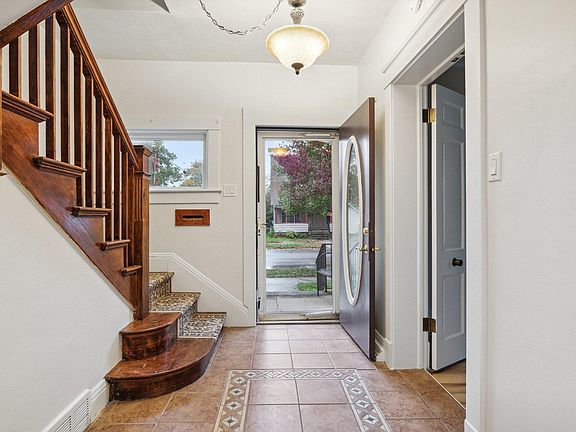 4th image of 211 N Vine St