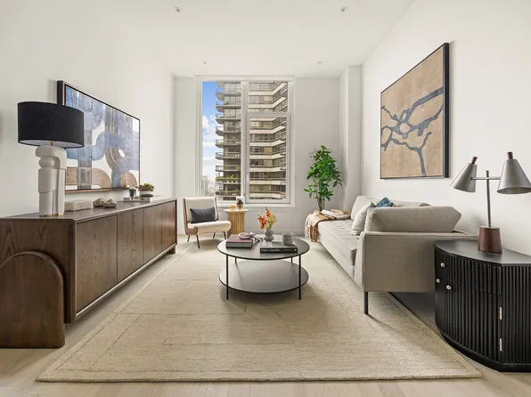 1026 3rd Avenue image 2 of 19