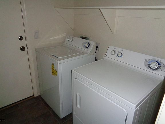 5th image of 42203 W Michaels Dr