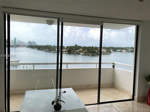 5th image of 6820 Indian Creek Dr #4E