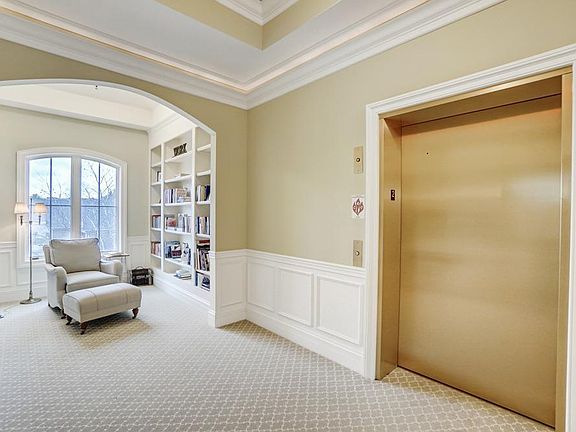 5th image of 9606 Park Manor Boulevard