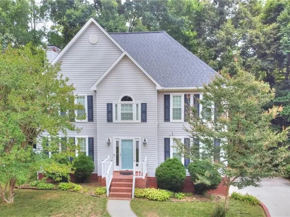 6125 Tennyson Dr, Kernersville, NC 27284
