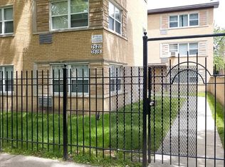 7515 N Seeley Ave, Chicago, IL 60645