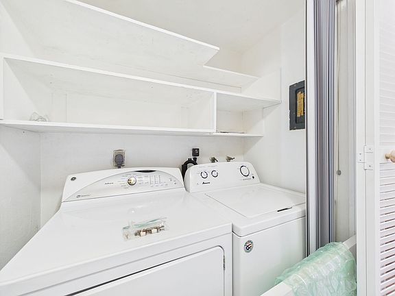 5th image of 451 Dela Vina Ave APT 412