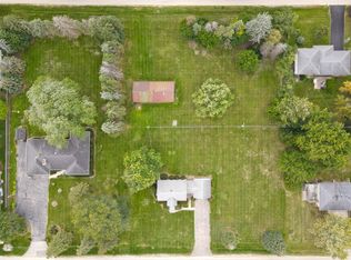 1N060 Morse St, Carol Stream, IL 60188