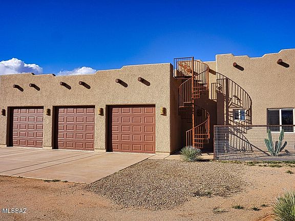 3rd image of 6767 E De Vaca Cir