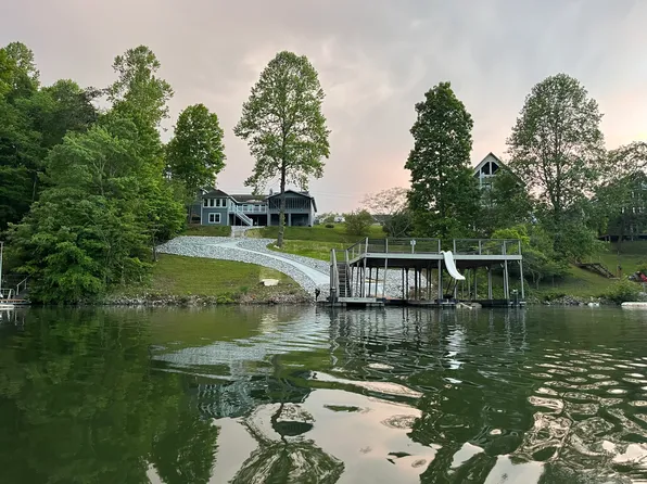 (undisclosed Address), Caryville, TN 37714