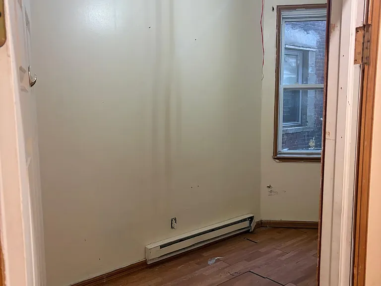4259 N 8th St #1 — Photo 7