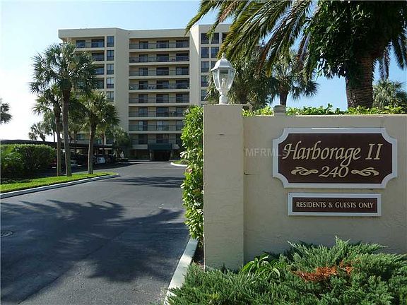 4th image of 240 Sand Key Estates Dr APT 32