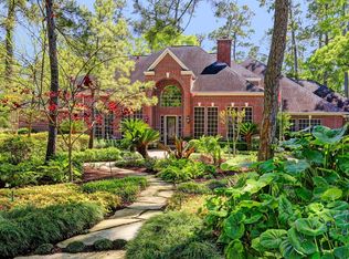 2 Pine Tree Ln, Piney Point Village, TX 77024