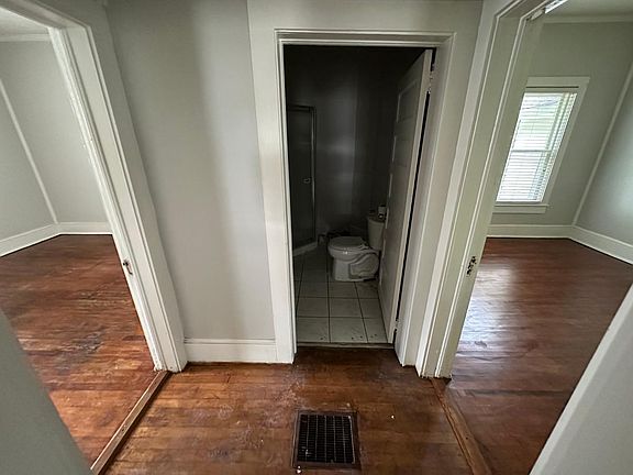 2nd image of 581 E Court St