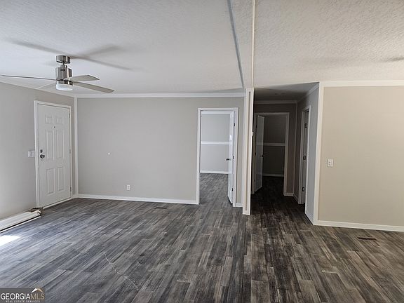 3rd image of 26 Spring Lake Dr