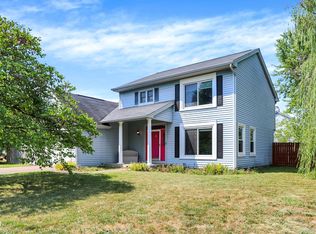 8530 Applewood Ln, Indianapolis, IN 46256
